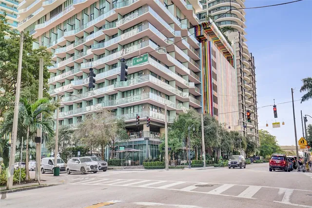$8,000 | 1300 South Miami Avenue, Unit 2306, Miami, FL 33130