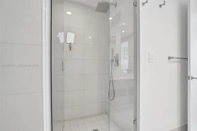 $8,000 | 1300 South Miami Avenue, Unit 2306, Miami, FL 33130