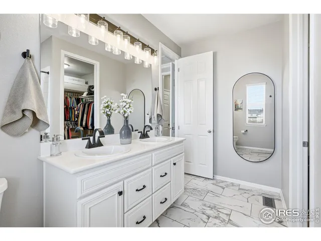 $575,000 | 16333 East 100th Way, Commerce City, CO 80022