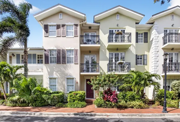 $4,500 | 1054 East Heritage Club Circle, Delray Beach, FL 33483