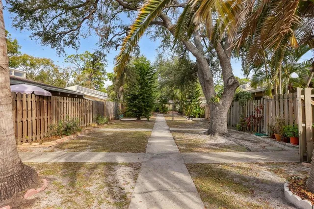 $149,900 | 500 North Jefferson Avenue, Unit C3, Sarasota, FL 34237