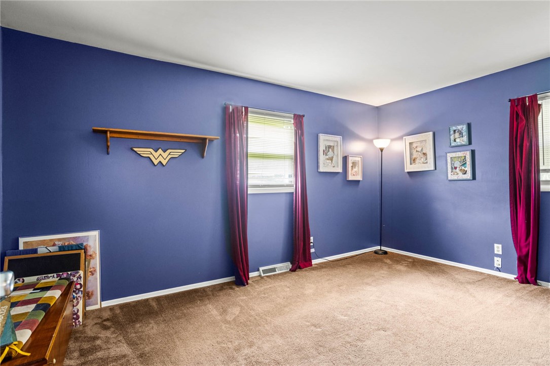 9378 Clipnock Road Stafford, NY 14143 - Photo 12 of 34 Gallery Image 12