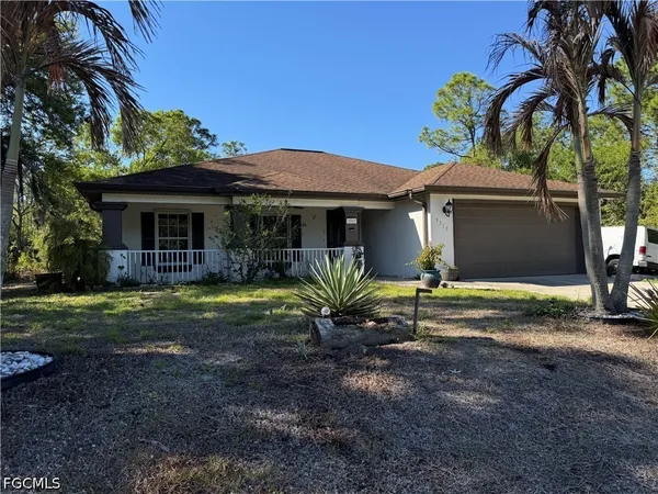 $1,950 | 3313 35th Street West, Lehigh Acres, FL 33971