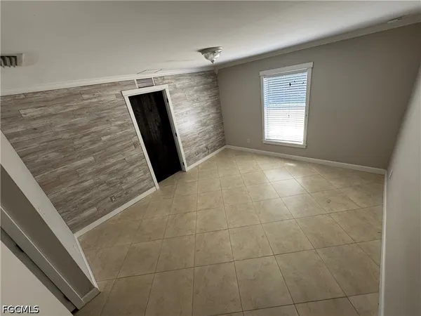 $1,950 | 3313 35th Street West, Lehigh Acres, FL 33971