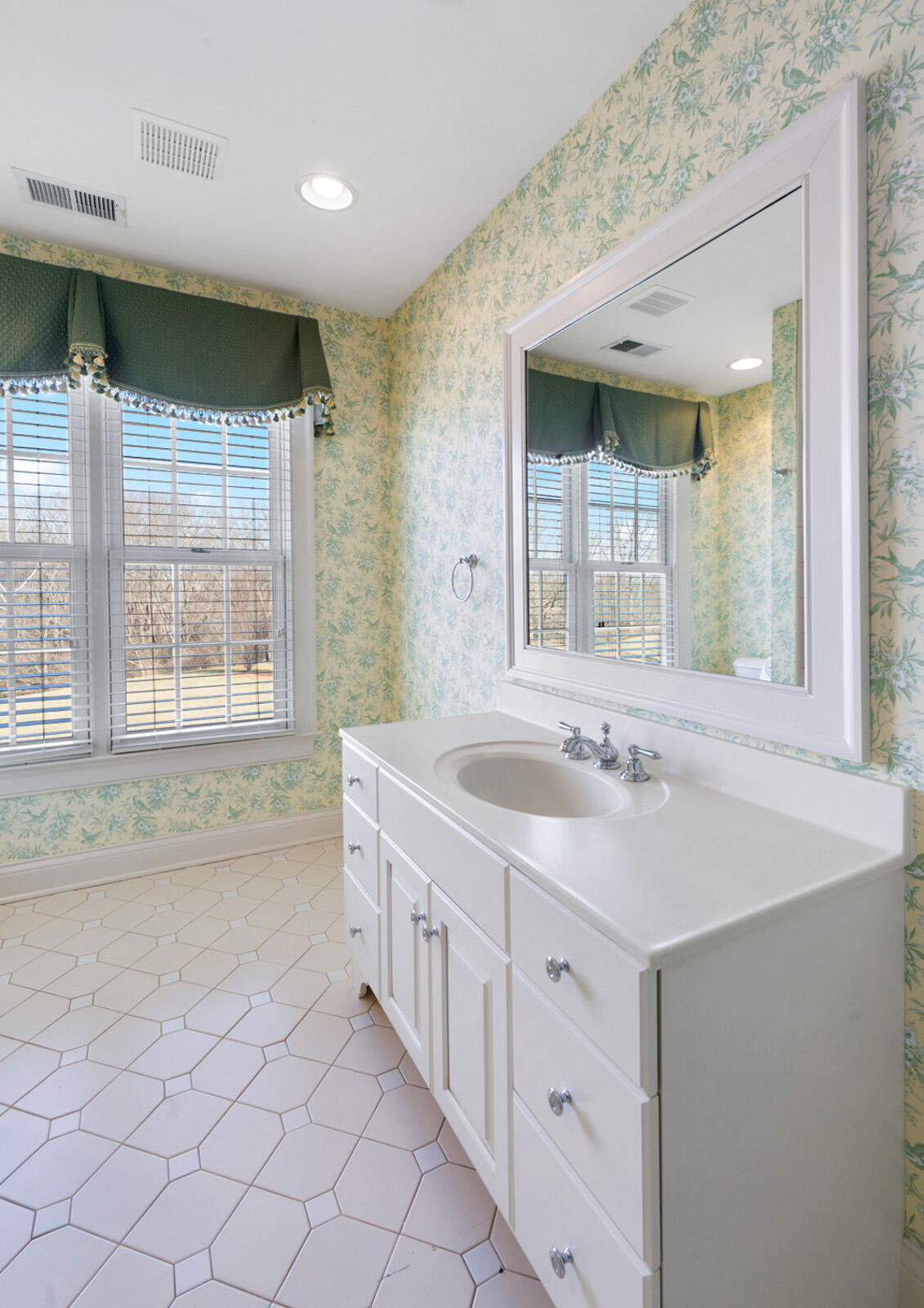 651 Johnston Road Lexington, KY 40511 - Photo 44 of 74 44-2-40