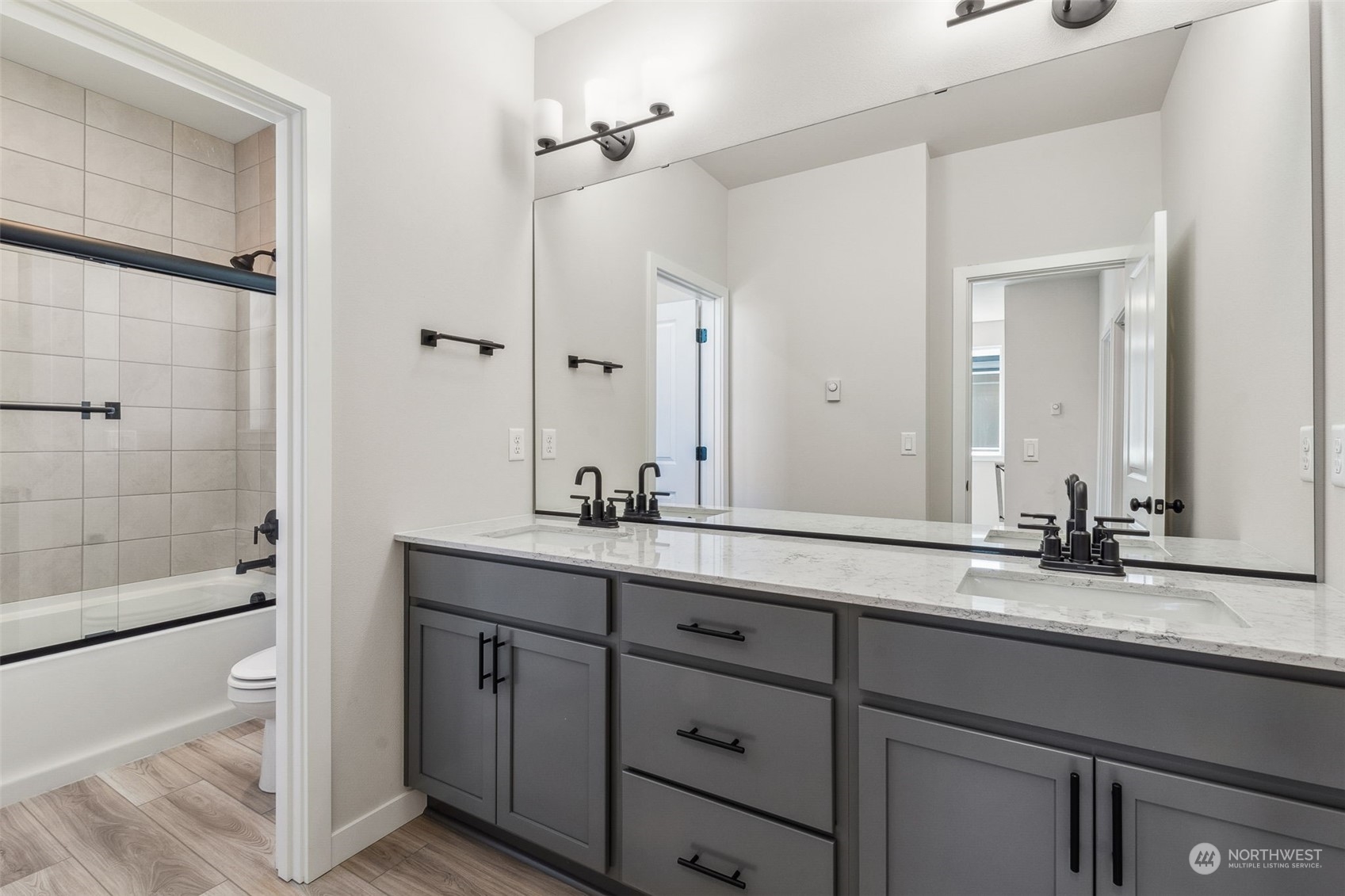 4028 Aberdeen Place Northeast, Unit 34 Renton, WA 98056 - Photo 18 of 37 Gallery Image 18