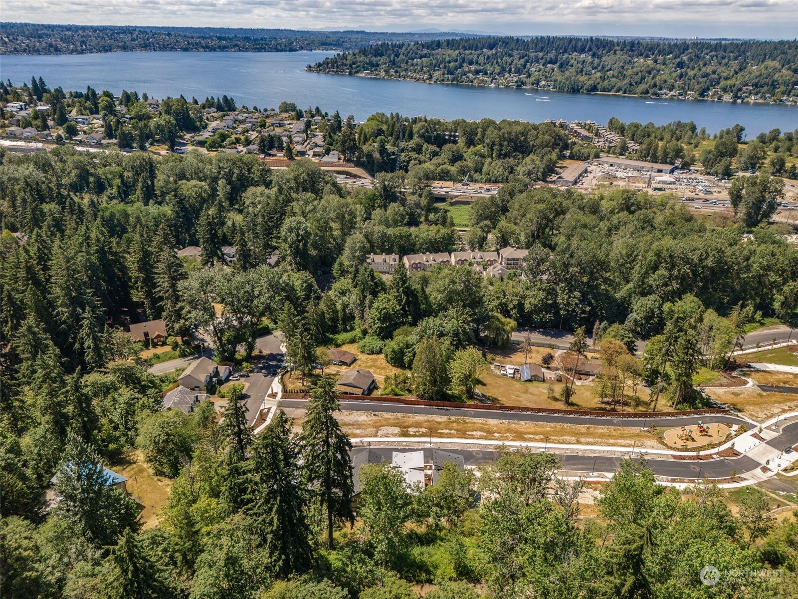 4028 Aberdeen Place Northeast, Unit 34 Renton, WA 98056 - Photo 33 of 37 Gallery Image 33