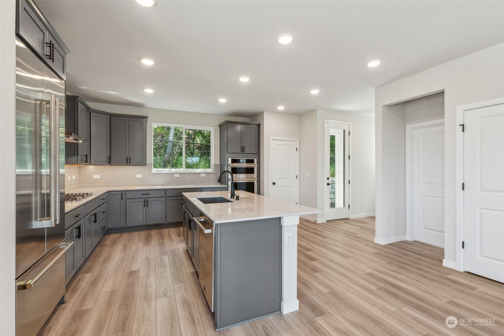 4028 Aberdeen Place Northeast, Unit 34 Renton, WA 98056 - Photo 4 of 37 Gallery Image 4