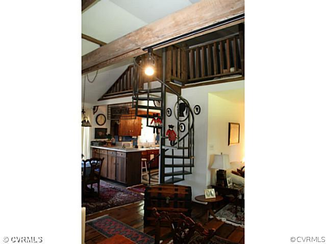13003 Hanover Courthouse Road Hanover, VA 23069 - Photo 5 of 24 a view of entryway