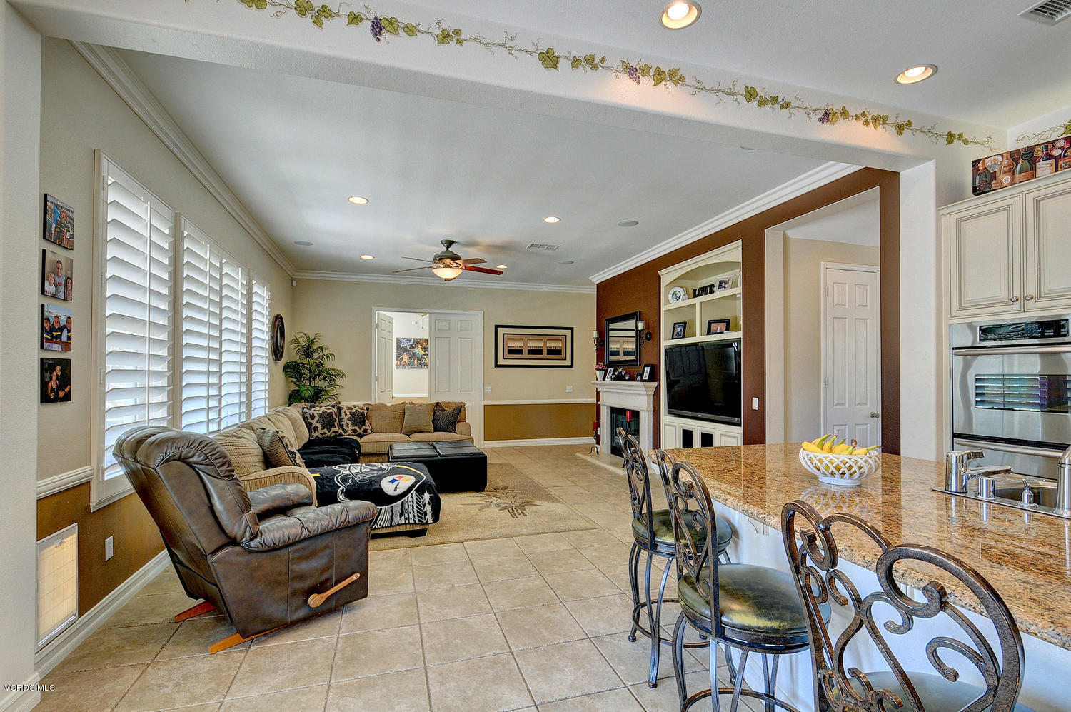 4932 Corral Street Simi Valley, CA 93063 - Photo 13 of 46 4932 Corral Street Simi Valley-large-013