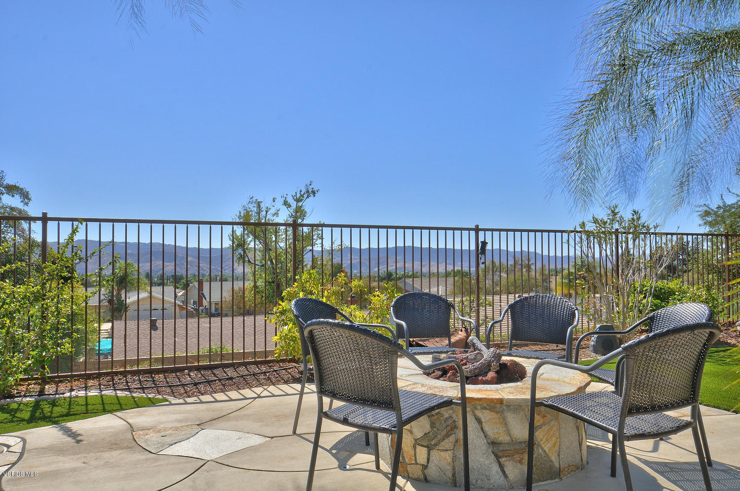 4932 Corral Street Simi Valley, CA 93063 - Photo 36 of 46 4932 Corral Street Simi Valley-large-037