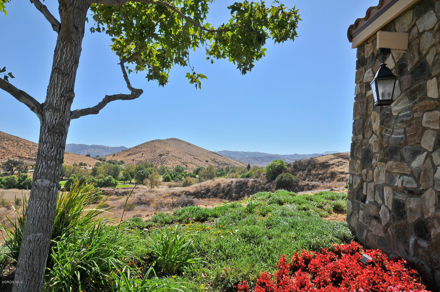 4932 Corral Street Simi Valley, CA 93063 - Photo 43 of 46 4932 Corral Street Simi Valley-large-044