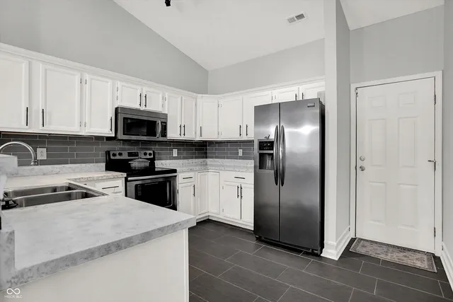 $325,000 | 4625 Common Vista Circle, Indianapolis, IN 46220