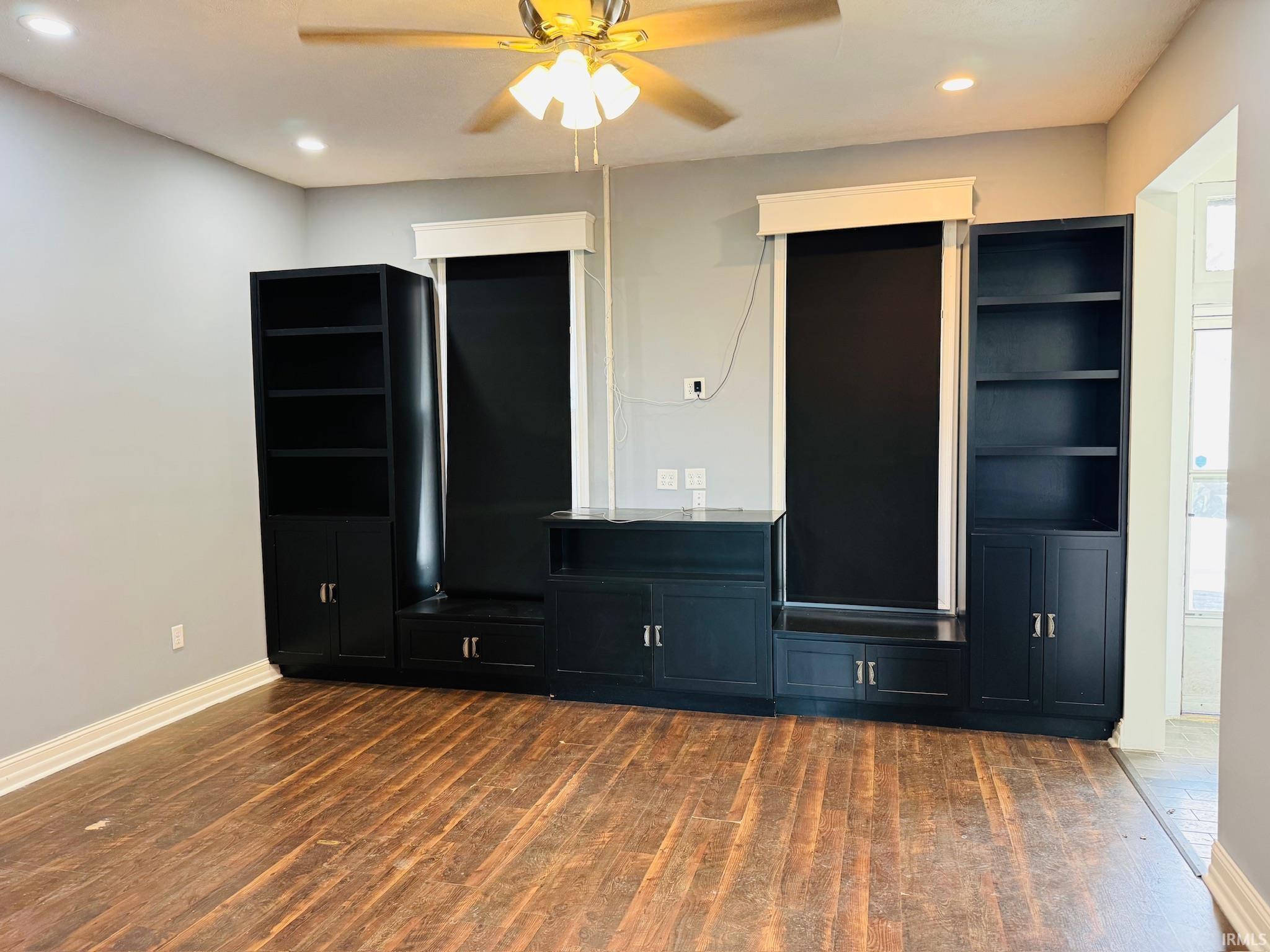 1819 I Street Bedford, IN 47421 - Photo 2 of 36