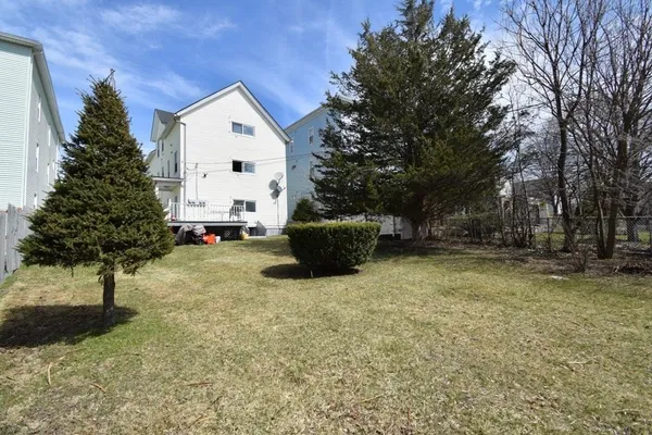$699,990 | 16 Ames Street, Worcester, MA 01610