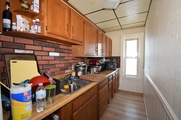 $699,990 | 16 Ames Street, Worcester, MA 01610