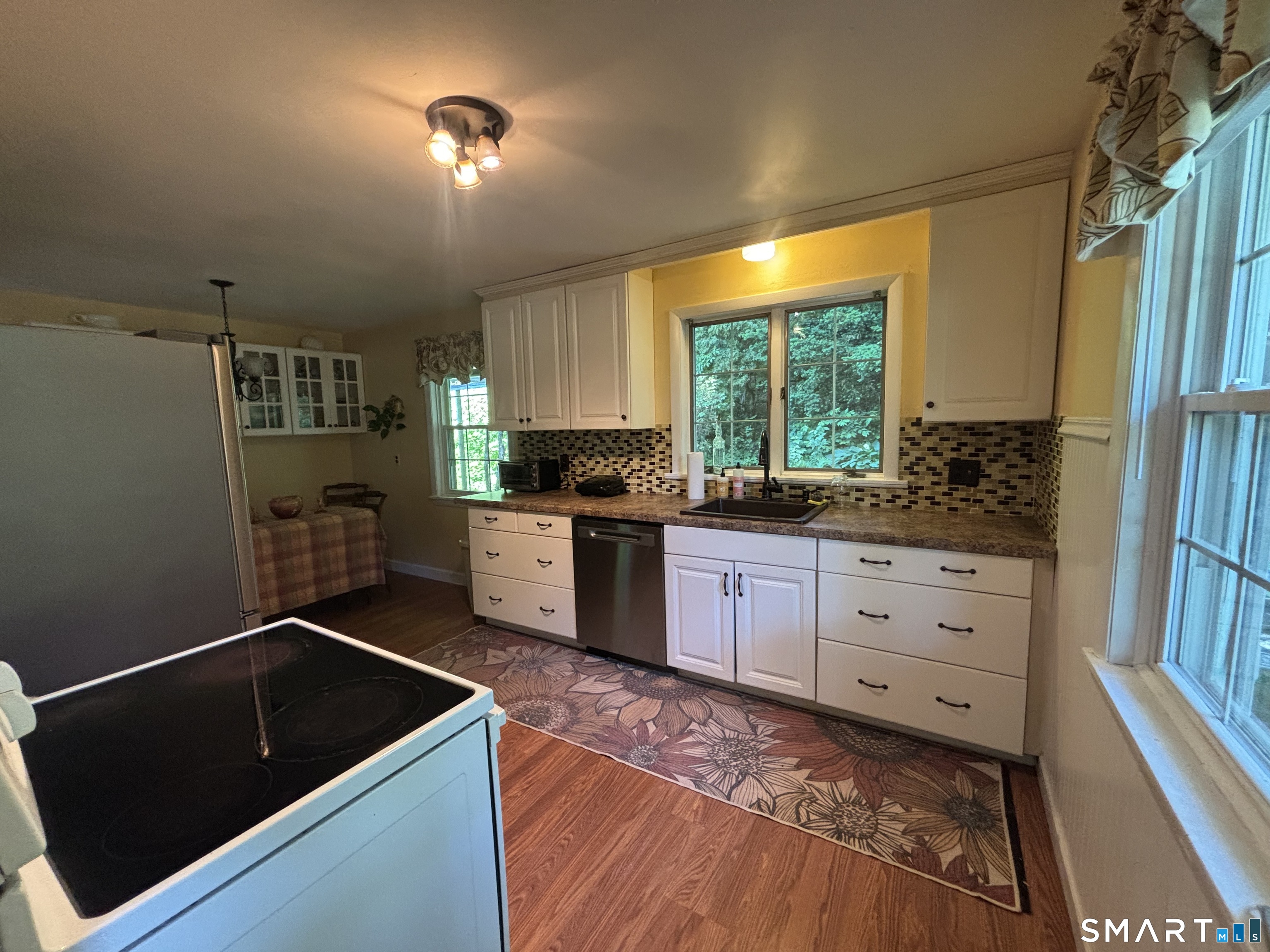 125 Patterson Street Torrington, CT 06790 - Photo 4 of 19