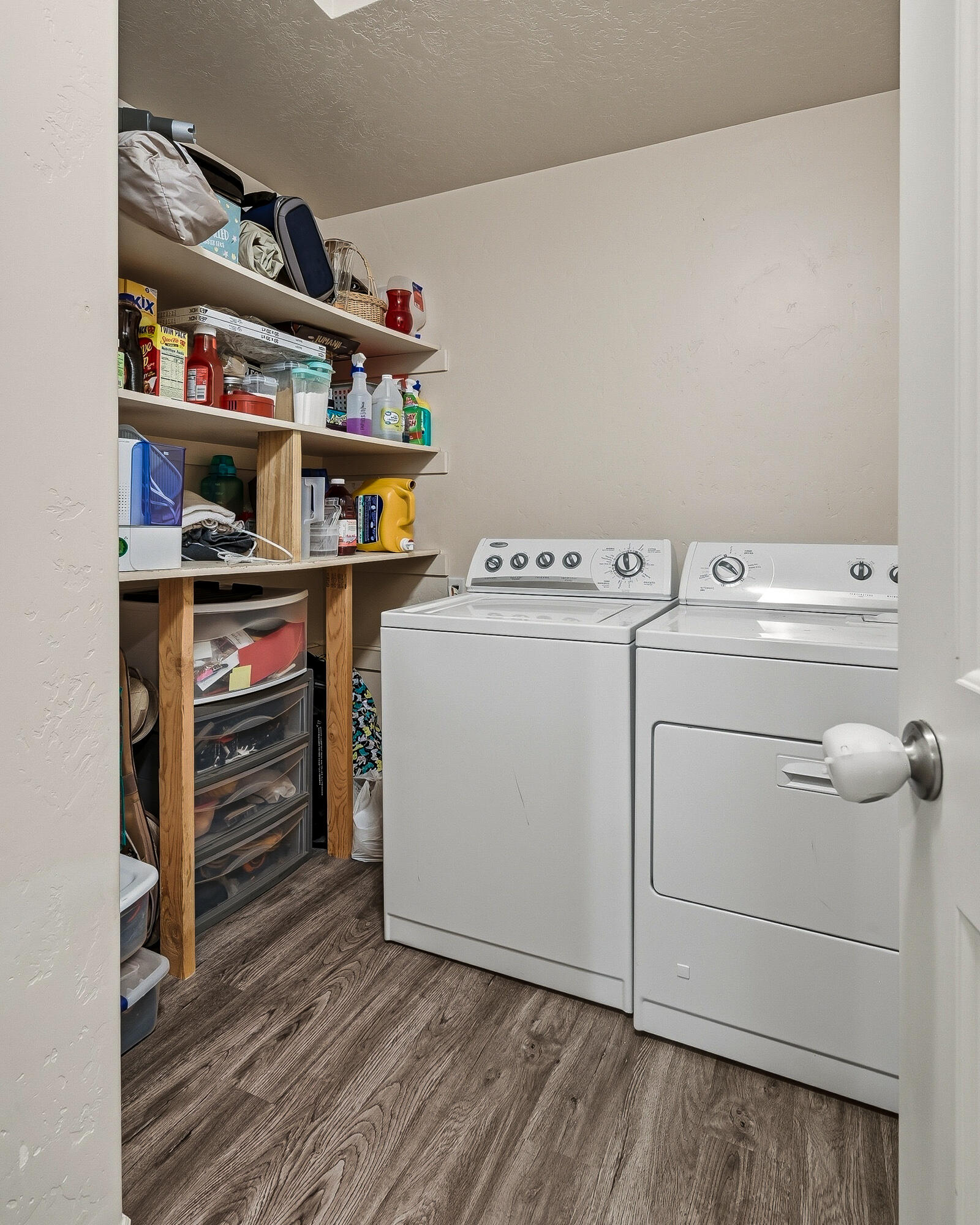 577-593 East Nichols Canyon Road, Unit 577579 & 591593 RV GARAGE Cedar City, UT 84721 - Photo 85 of 102 593 Nichols Canyon Rd