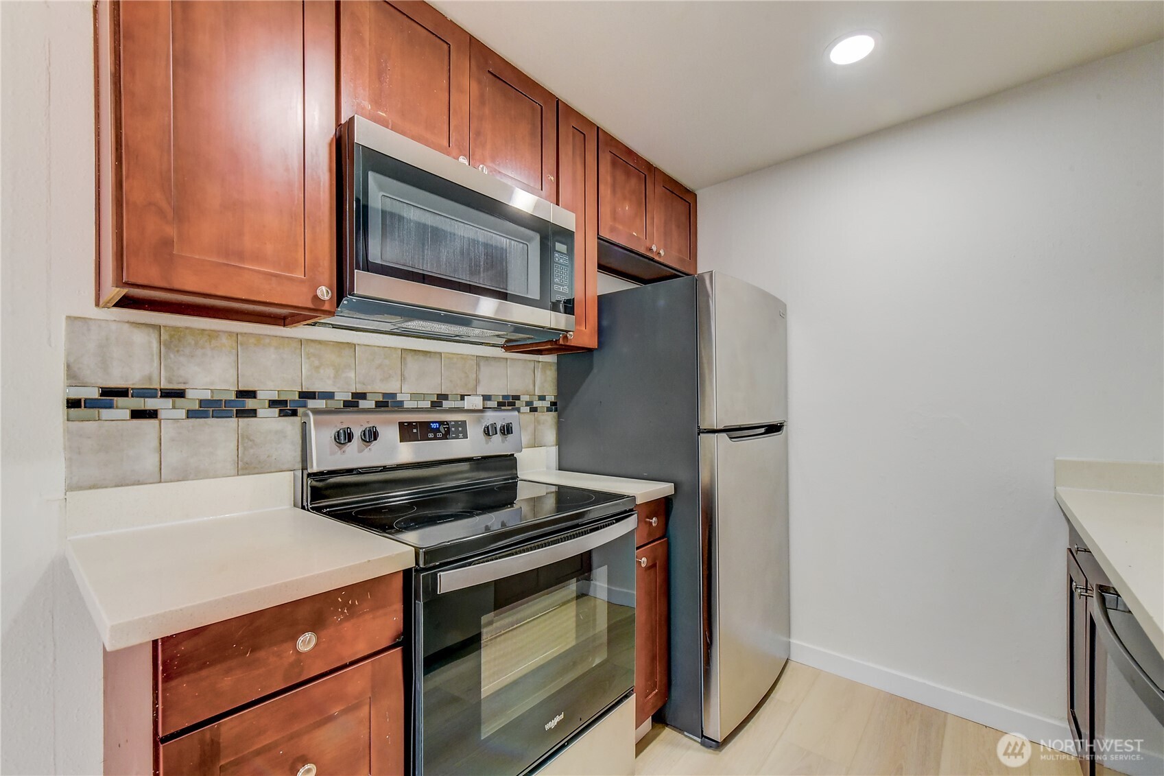 1601 Maple Lane, Unit B5 Kent, WA 98030 - Photo 9 of 22