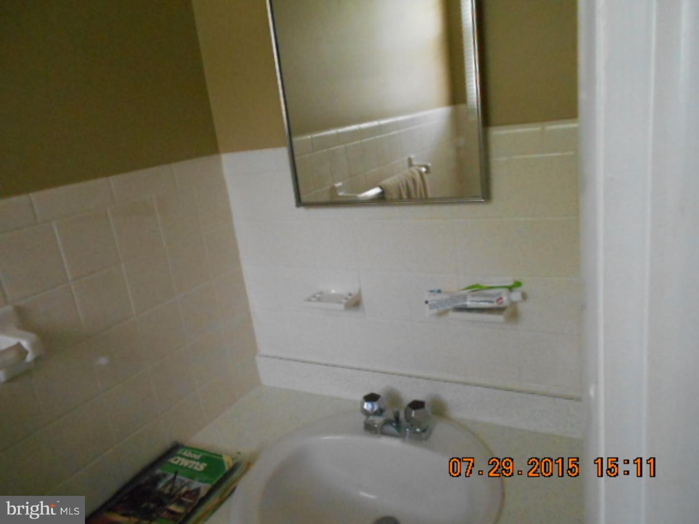 34 Running Brook Road Ewing, NJ 08638 - Photo 11 of 21