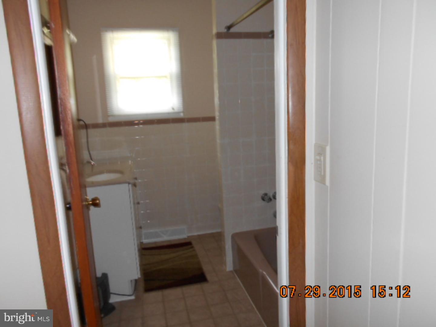 34 Running Brook Road Ewing, NJ 08638 - Photo 13 of 21