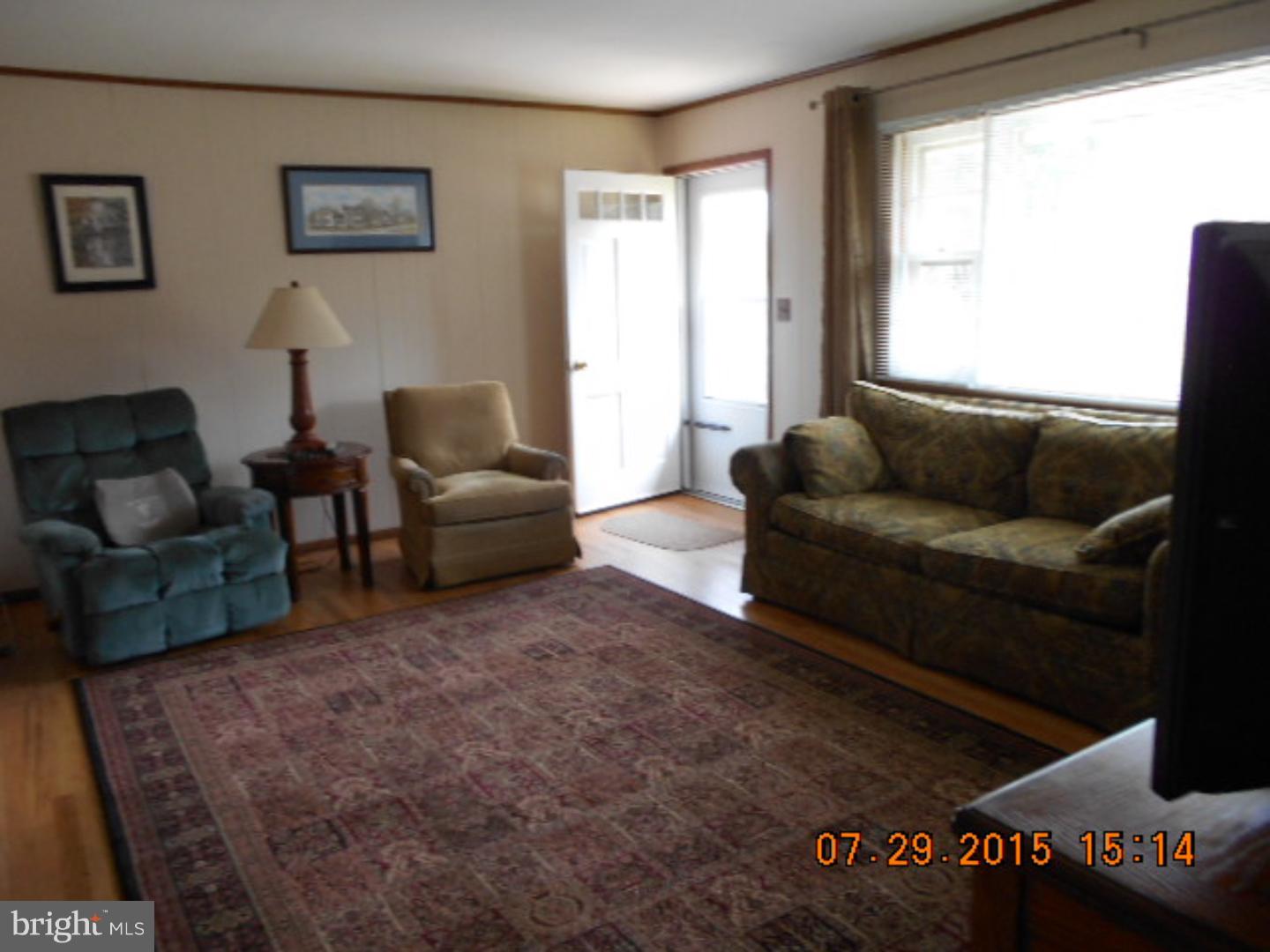 34 Running Brook Road Ewing, NJ 08638 - Photo 3 of 21