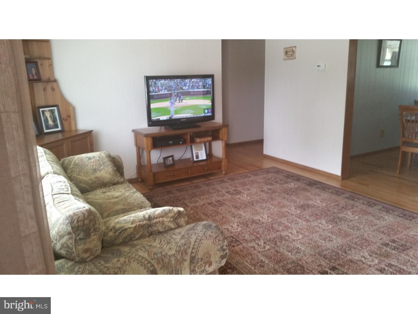 34 Running Brook Road Ewing, NJ 08638 - Photo 4 of 21