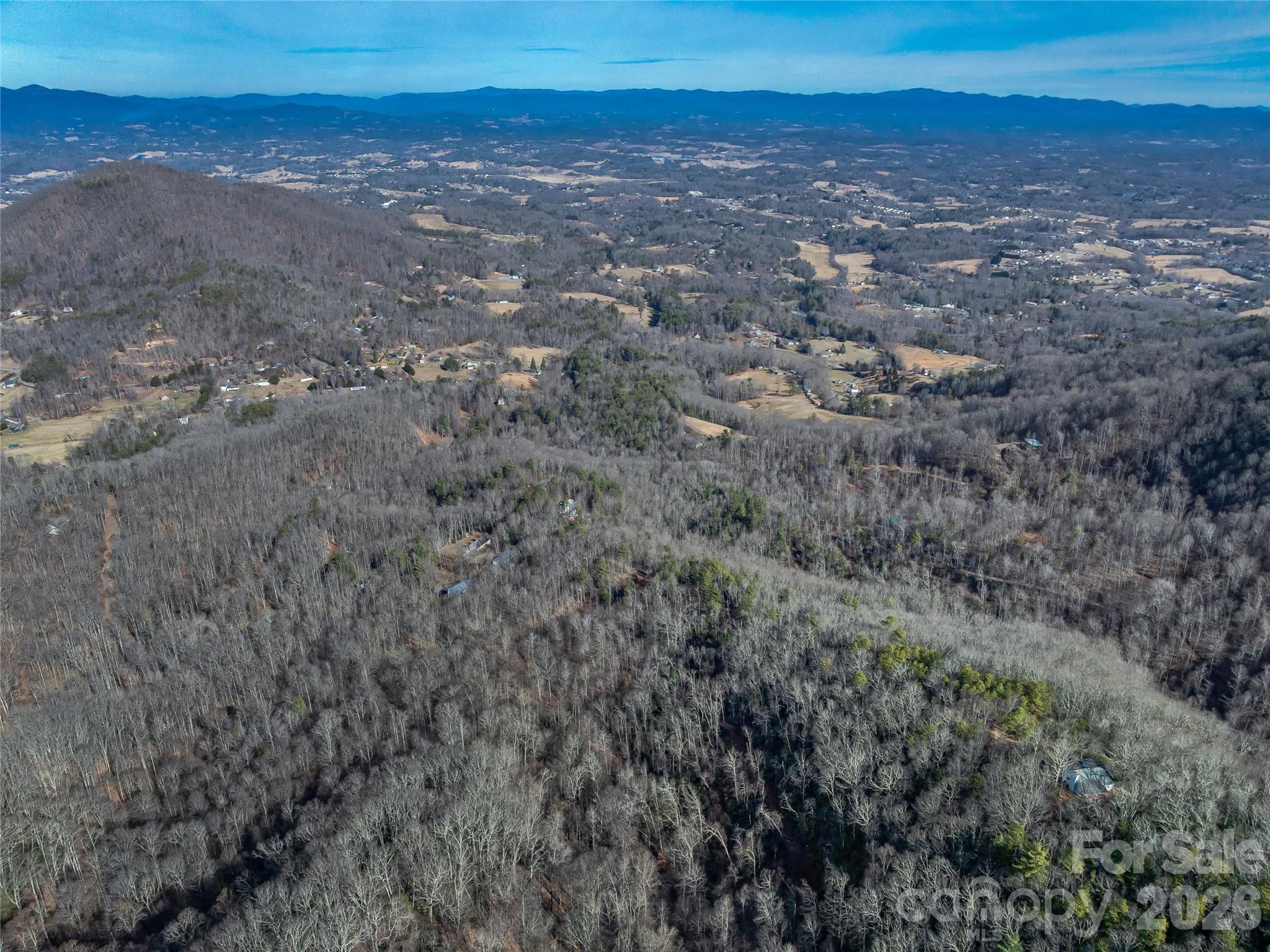 99999 High Top Mountain Road Leicester, NC 28748 - Photo 25 of 29 a view of an ocean