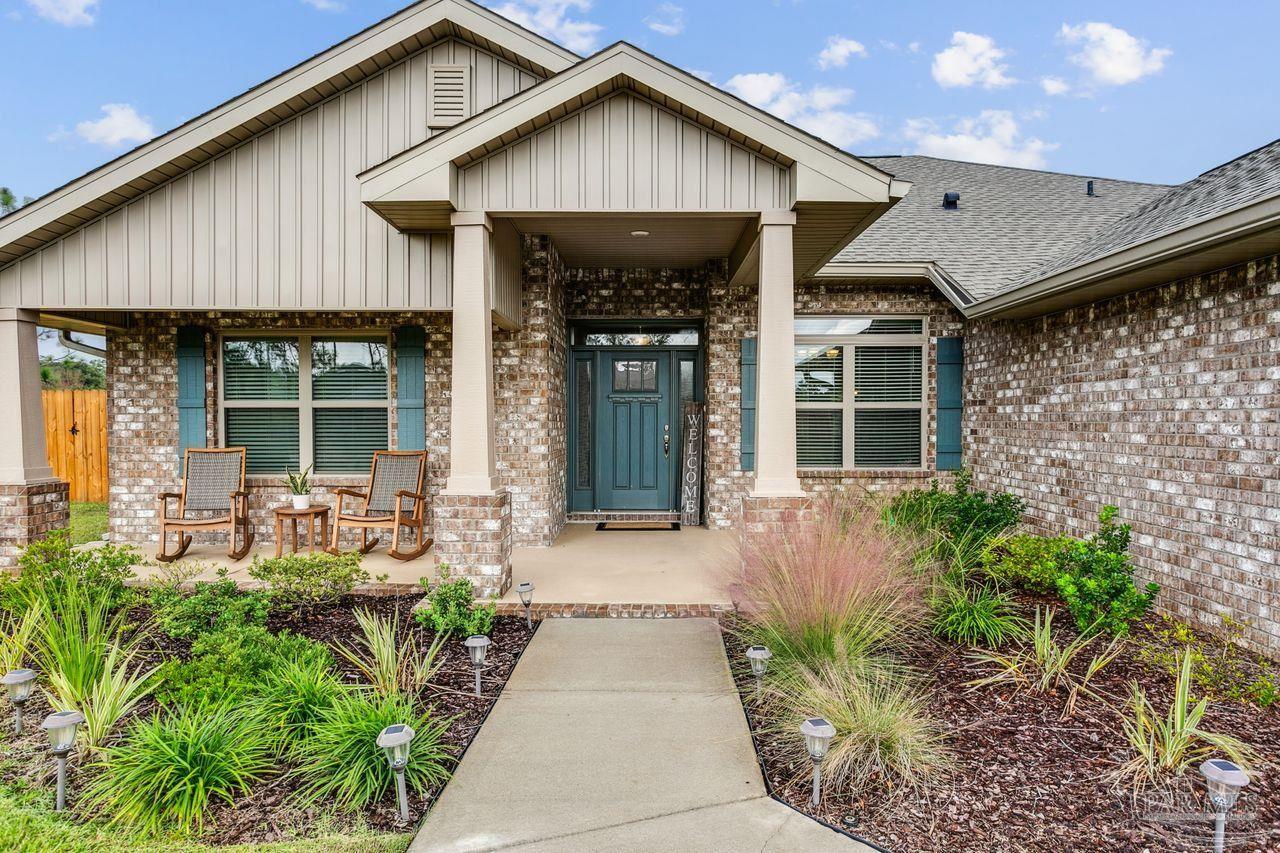 6087 Parsonage Circle Milton, FL 32570 - Photo 4 of 37