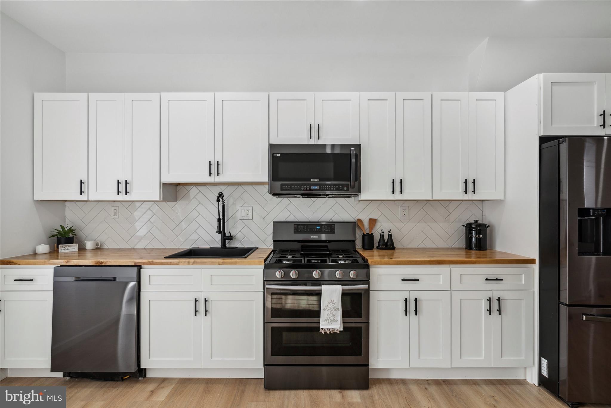5344 Webster Street Philadelphia, PA 19143 - Photo 9 of 29 Kitchen