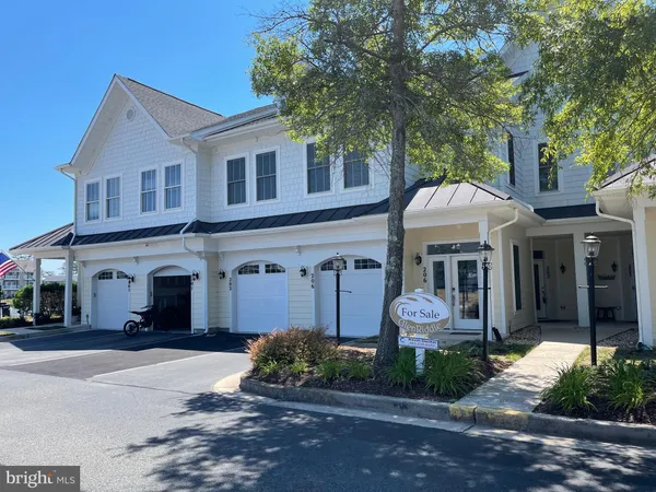 $2,500 | 11100 Blockade Lane, Unit 202, Berlin, MD 21811