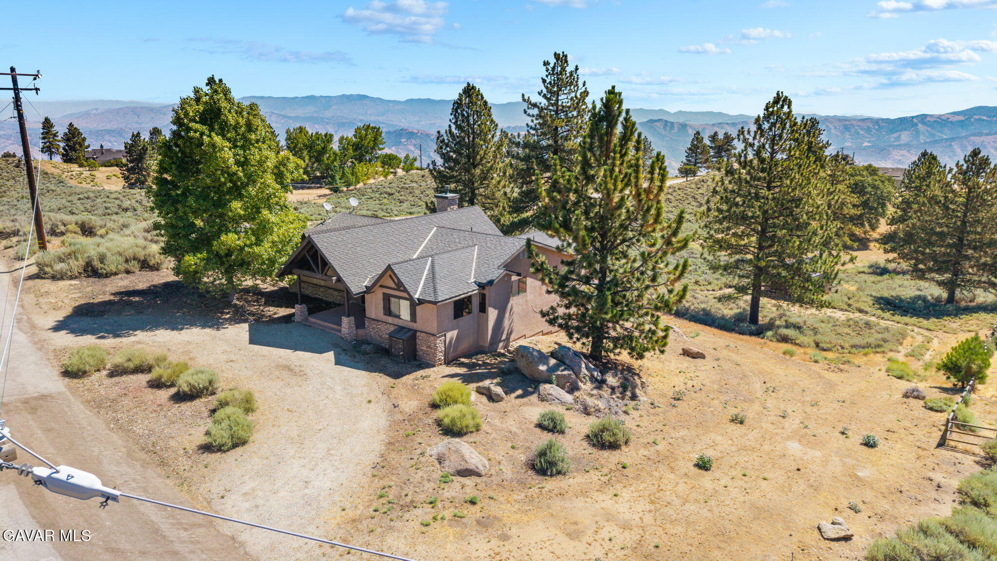 25620 High Rock Court Tehachapi, CA 93561 - Photo 4 of 49 4-web-or-mls-DJI_20260707104330_0036_D