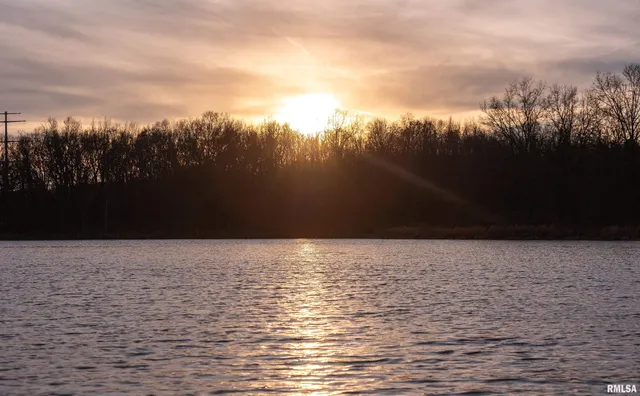 $590,000 | 15319 Laminack Road, Carterville, IL 62918