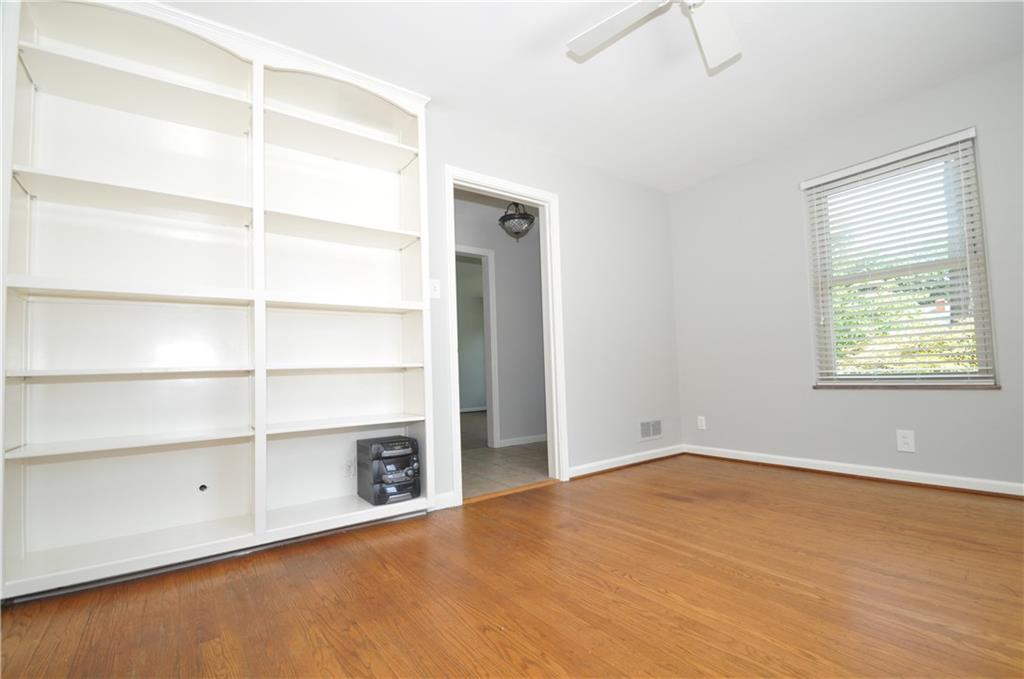 6830 Willow Road Indianapolis, IN 46220 - Photo 20 of 33 Gallery Image 20