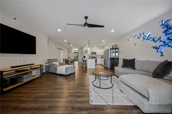 $600,000 | 4910 Worldmark Drive, Unit 4C, Osage Beach, MO 65065