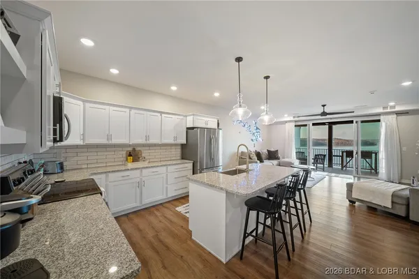 $600,000 | 4910 Worldmark Drive, Unit 4C, Osage Beach, MO 65065