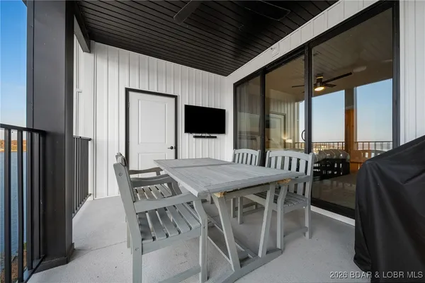 $600,000 | 4910 Worldmark Drive, Unit 4C, Osage Beach, MO 65065