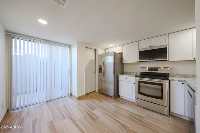 $1,650 | 19601 North 7th Street, Unit 1050, Phoenix, AZ 85024