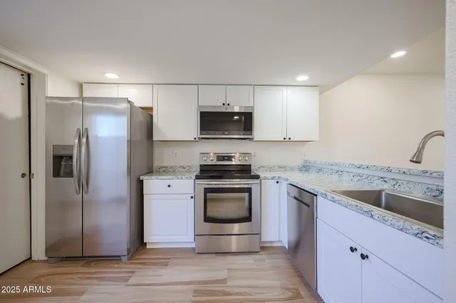 $1,650 | 19601 North 7th Street, Unit 1050, Phoenix, AZ 85024