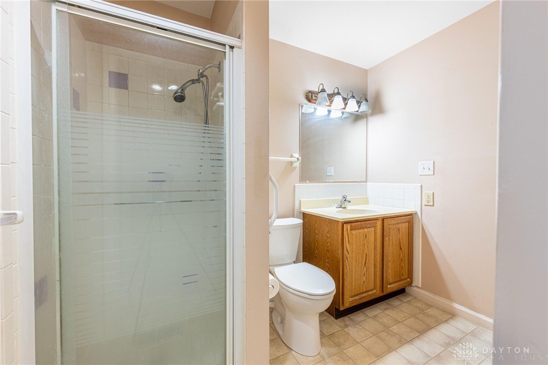 6105 Carnation Road Dayton, OH 45449 - Photo 18 of 24 Gallery Image 18