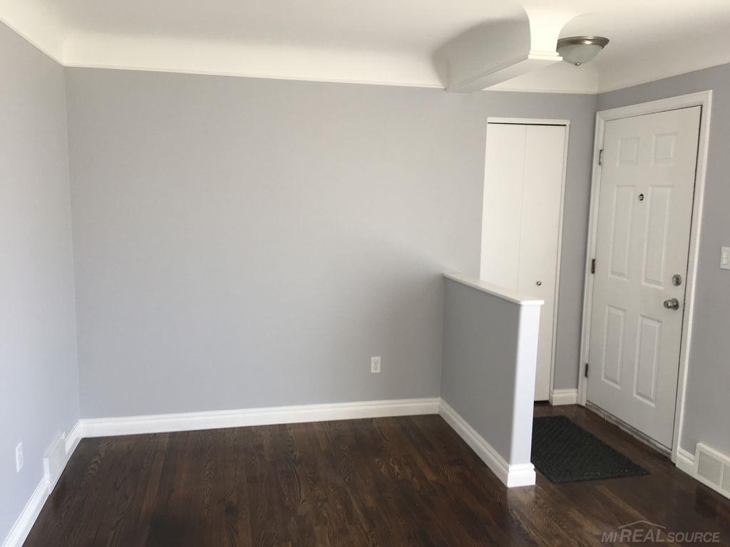 25650 Rubin Road Warren, MI 48089 - Photo 5 of 32