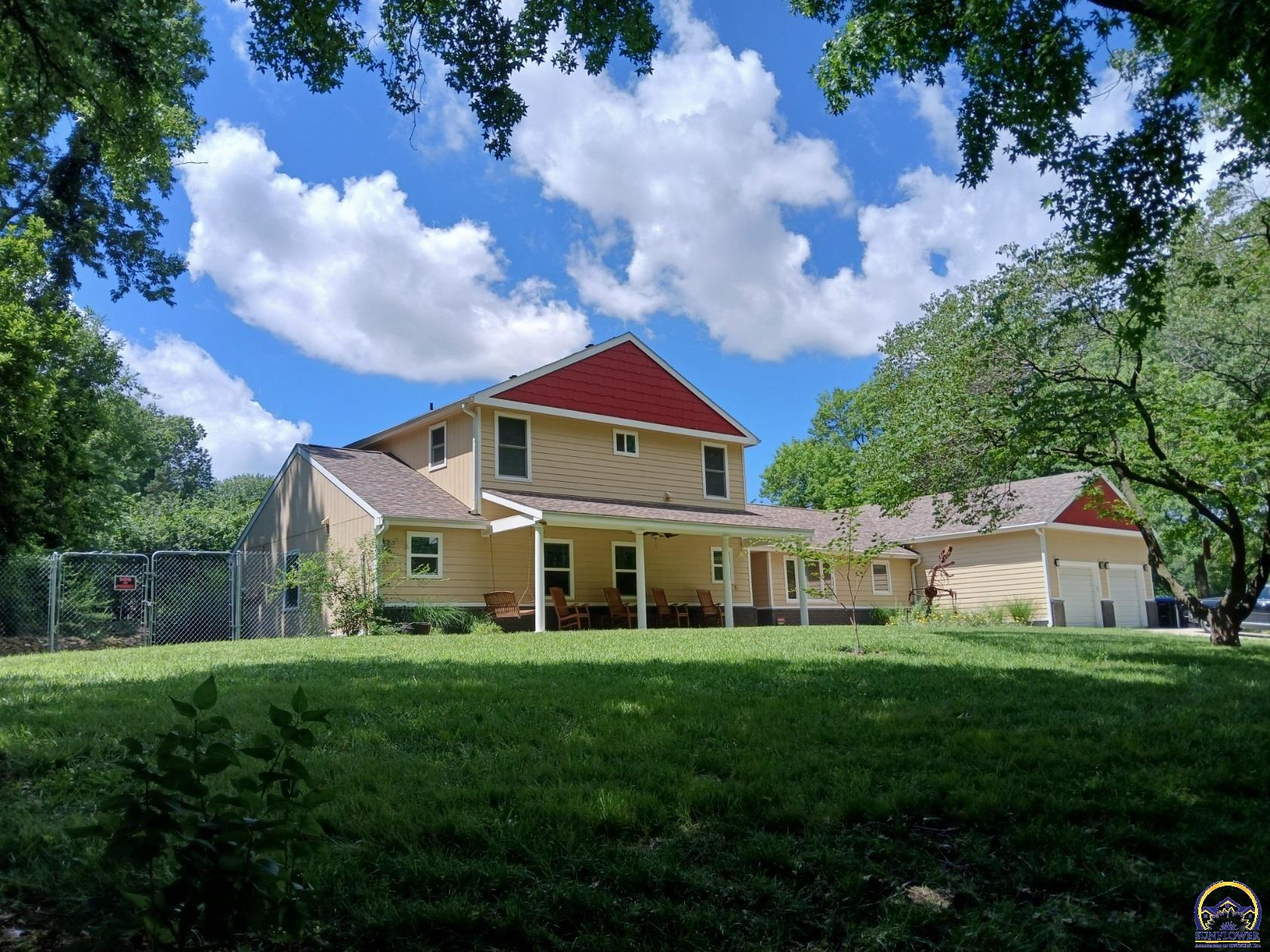 301 Southwest Yorkshire Road Topeka, KS 66606 - Photo 1 of 82