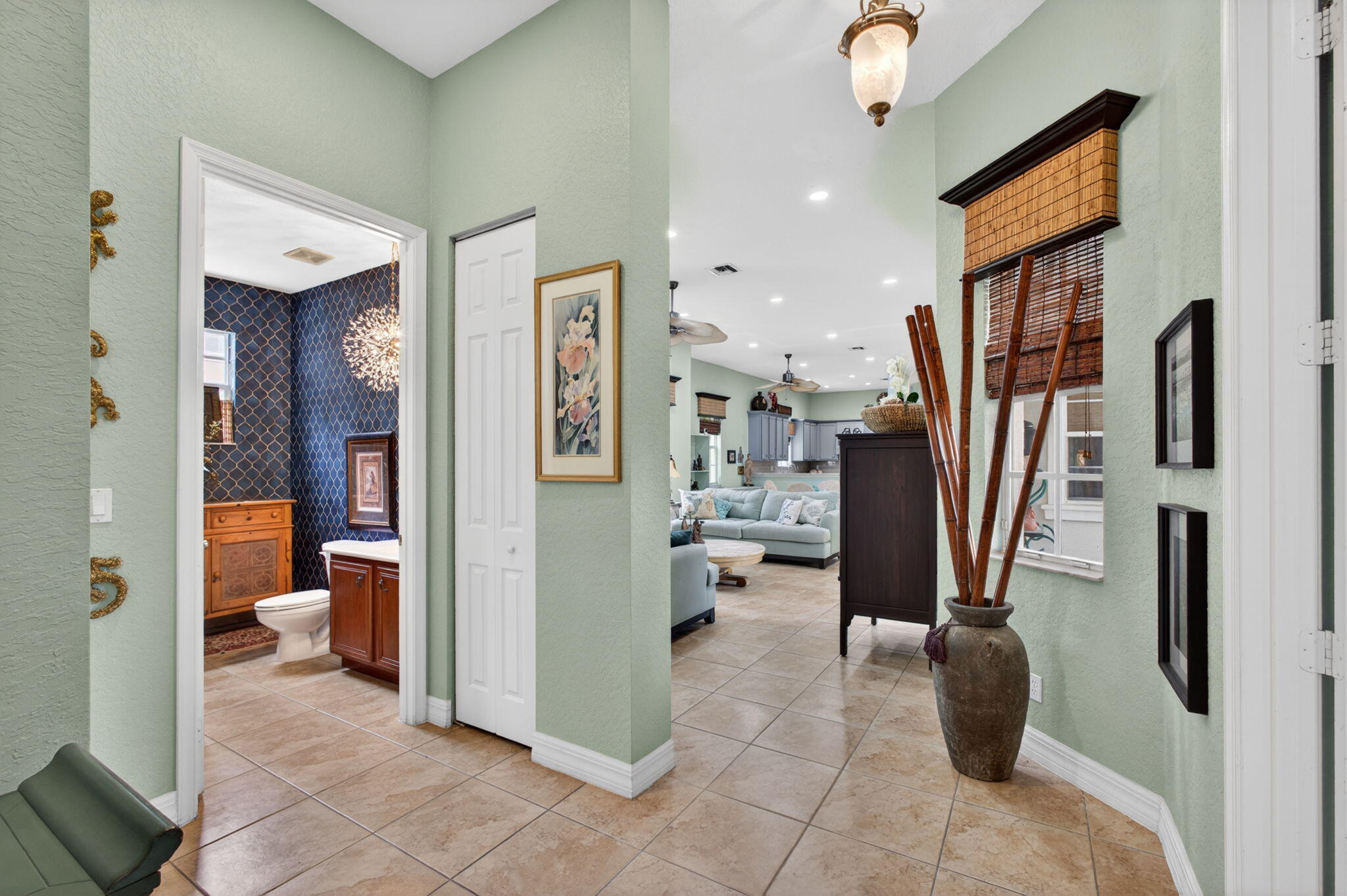 127 Arklow Avenue Jupiter, FL 33458 - Photo 22 of 36 11-web-or-mls-5D1A7147