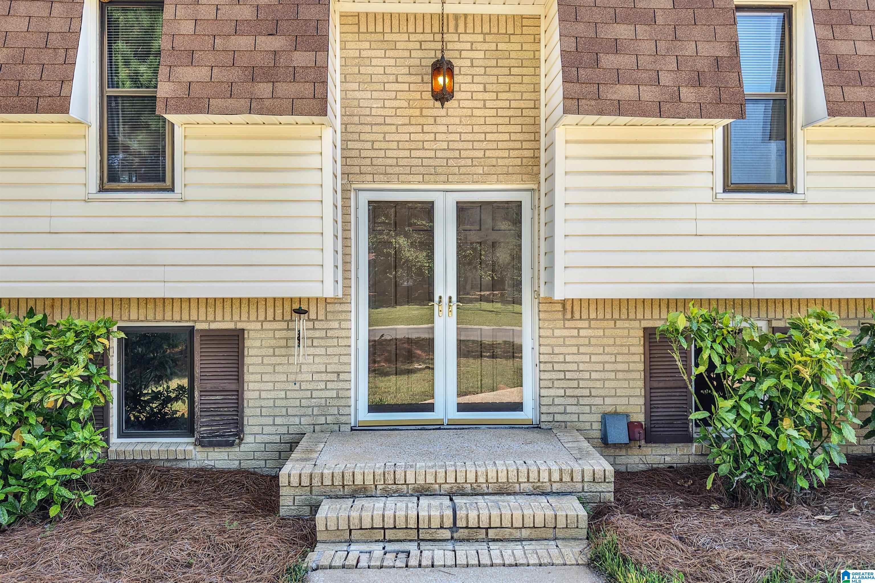 504 Wilderness Road Pelham, AL 35124 - Photo 6 of 38