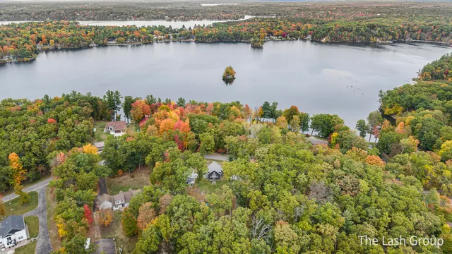 $460,000 | 5980 Division Street, Newaygo, MI 49337