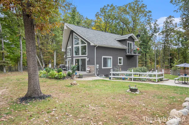 $460,000 | 5980 Division Street, Newaygo, MI 49337