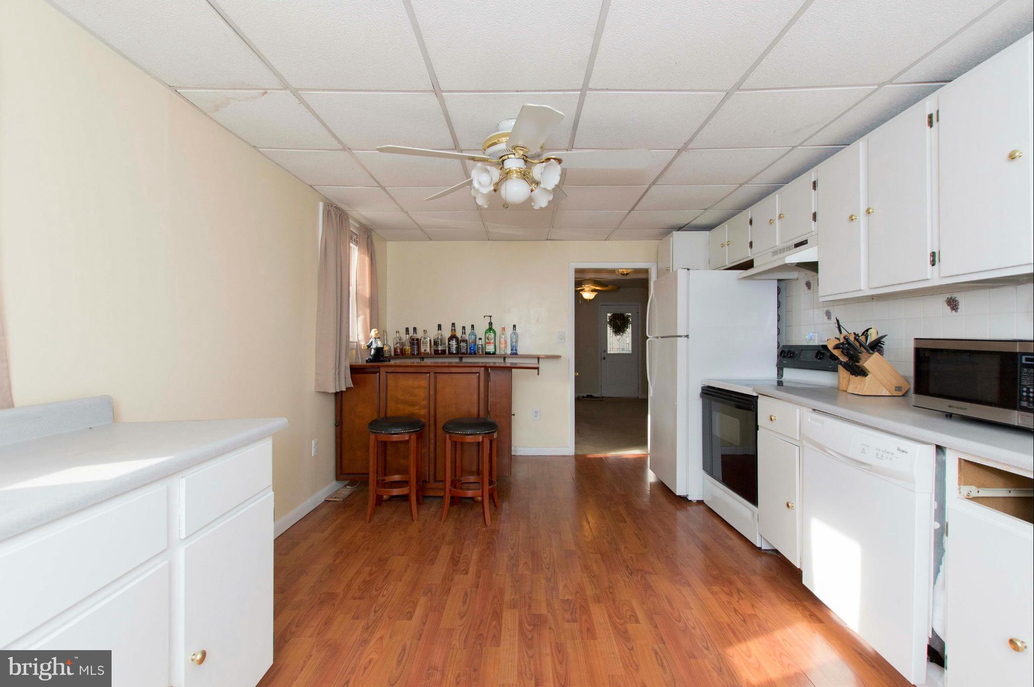 2336 Ruth Avenue Baltimore, MD 21219 - Photo 5 of 30 Kitchen
