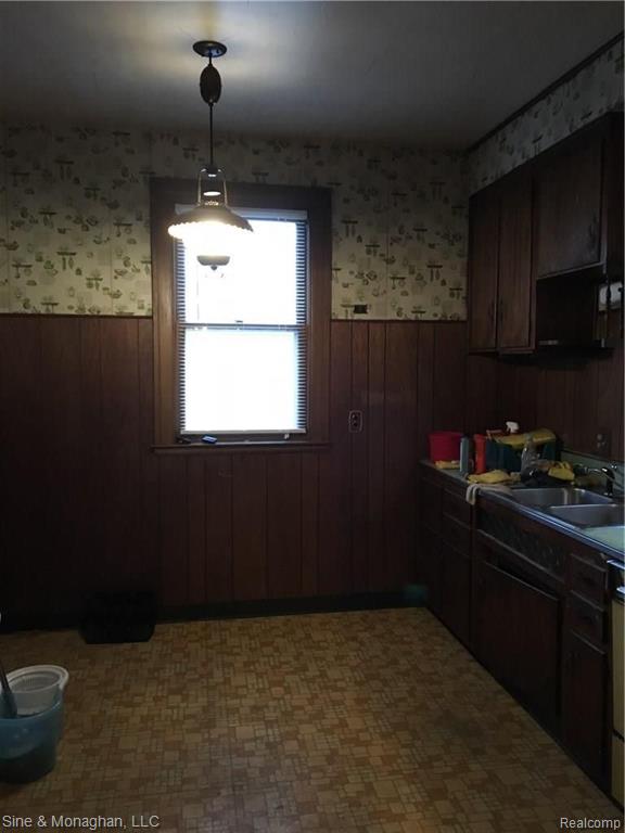 981 Nottingham Road Grosse Pointe Park, MI 48230 - Photo 11 of 25