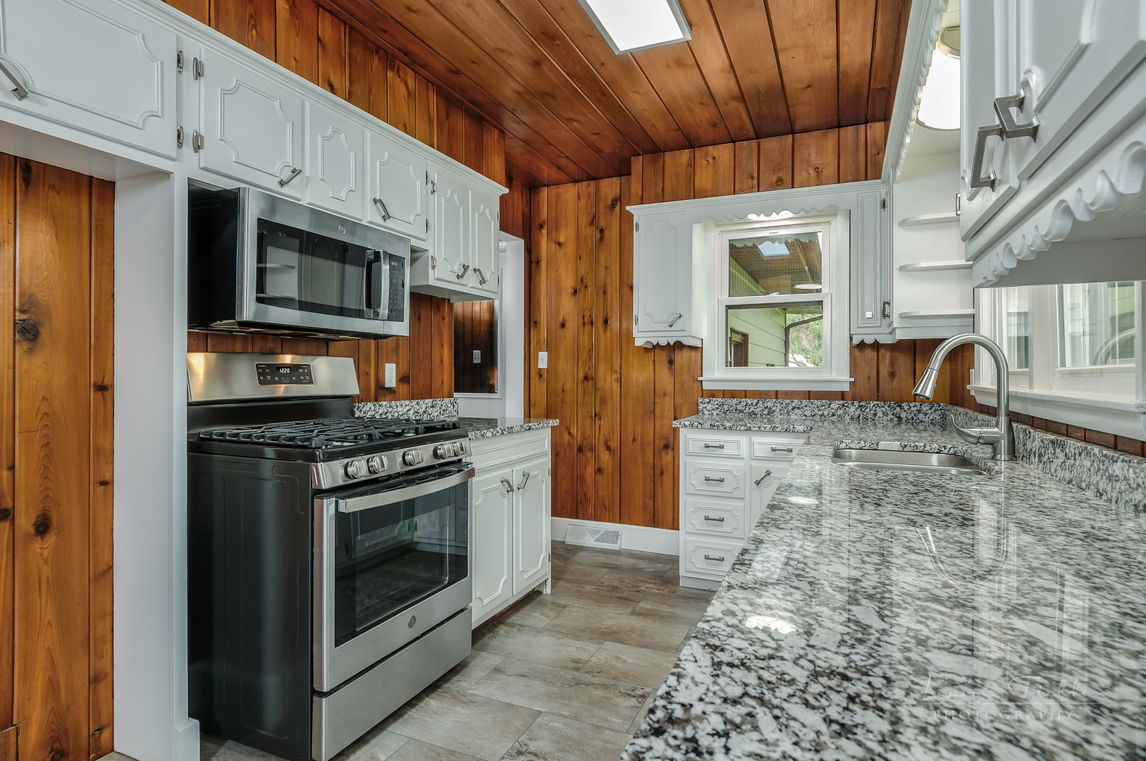 3058 East 1929th Road Ottawa, IL 61350 - Photo 5 of 18