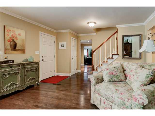 3260 Kirkham Road Columbus, OH 43221 - Photo 6 of 25